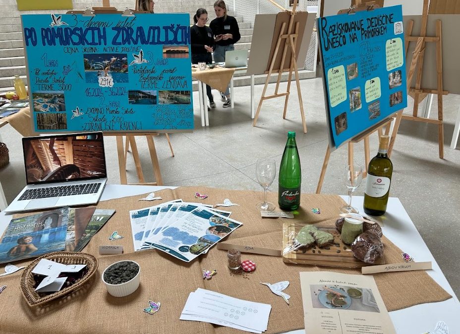 Turistična tržnica maturantk turistične smeri
