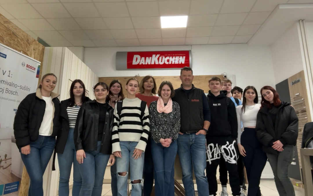 Obisk trgovine Expert v Slovenj Gradcu – T3